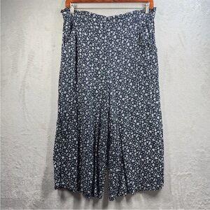 American Eagle Floral Print Women's pants